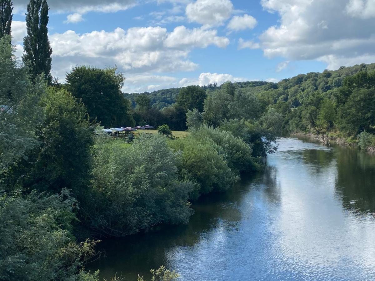 Chainbridge Usk Riverside Gastro Pub And Accommodation Trostrey Екстер'єр фото
