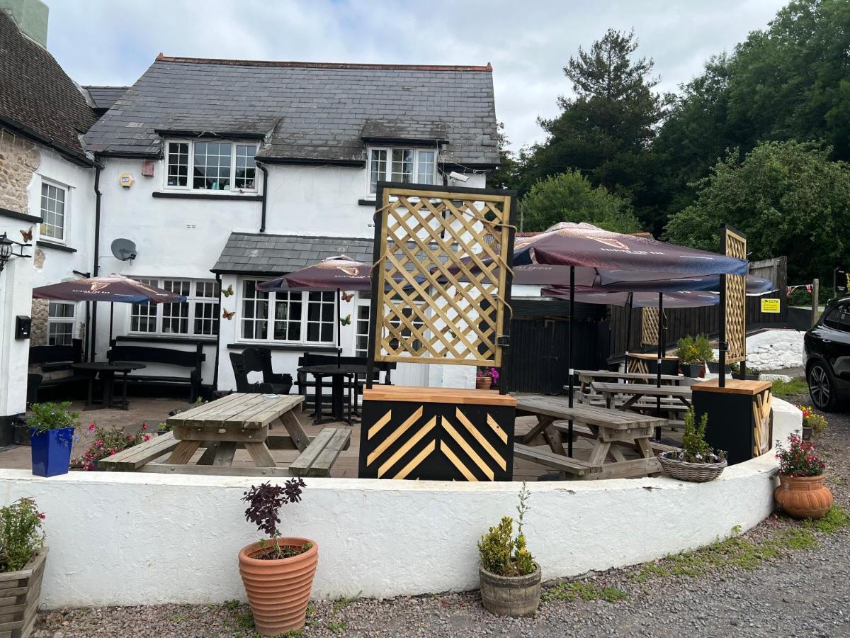 Chainbridge Usk Riverside Gastro Pub And Accommodation Trostrey Екстер'єр фото